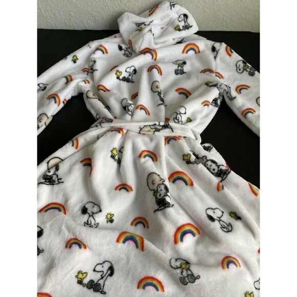 Peanuts Snoopy Hooded Robe Sz S/M Rainbow Super Soft Belt Woodstock Pride NWT - Picture 10 of 11